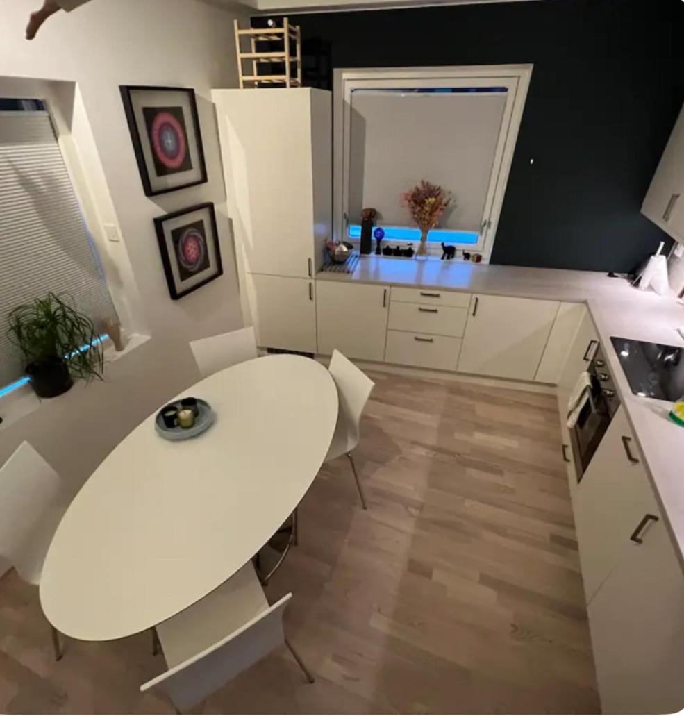 Moderne Leilighet Сторд Екстер'єр фото